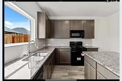 138 Blackwell Lane, Kyle, TX 78640 - Photo 5