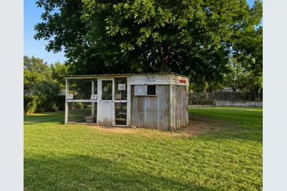 1132 Thiele Lane, Fredericksburg, TX 78624 - Photo 11