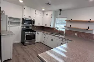 1132 Thiele Ln, Fredericksburg, TX 78624 - Photo 11
