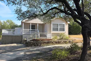1467 Live Oak Dr, Canyon Lake, TX 78133 - Photo 1
