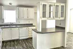 1467 Live Oak Dr, Canyon Lake, TX 78133 - Photo 3