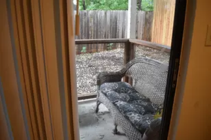 421 W San Antonio St, San Marcos, TX 78666 - Photo 17