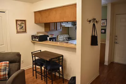 421 W San Antonio Street #i 2, San Marcos, TX 78666 - Photo 5
