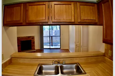 421 W San Antonio Street #i 2, San Marcos, TX 78666 - Photo 7