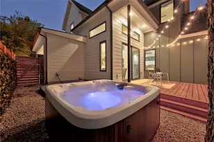 411 W Odell St, Austin, TX 78752 - Photo 25