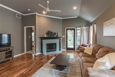 403 Rosedale Boulevard, Georgetown, TX 78628 - Photo 5