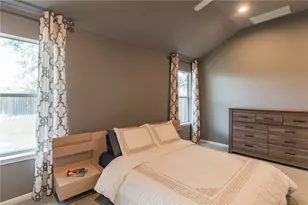 403 Rosedale Blvd, Georgetown, TX 78628 - Photo 17