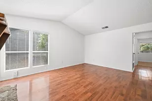 3221 Darnell Dr, Austin, TX 78745 - Photo 11