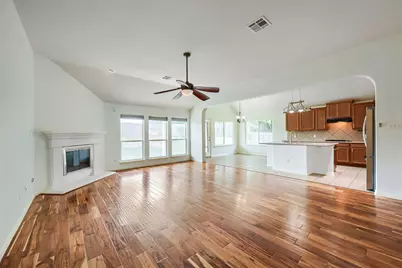 1919 Wildfire, Leander, TX 78641 - Photo 7