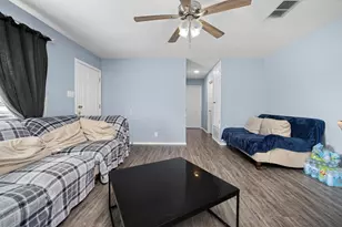 413 Thelma Dr, Austin, TX 78745 - Photo 5