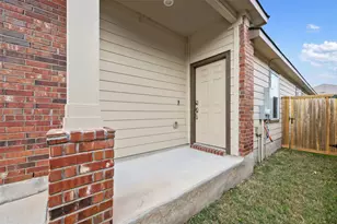 148 Perfect World Loop, Jarrell, TX 76537 - Photo 3