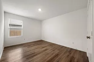 148 Perfect World Loop, Jarrell, TX 76537 - Photo 29