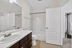 1901 Crossing Pl Pl, Austin, TX 78741 - Photo 5