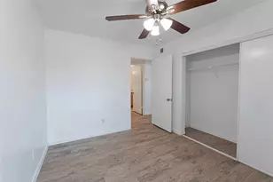 2430 Cromwell Cir, Austin, TX 78741 - Photo 13