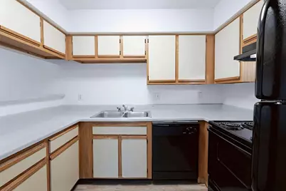 2430 Cromwell Circle #201, Austin, TX 78741 - Photo 11