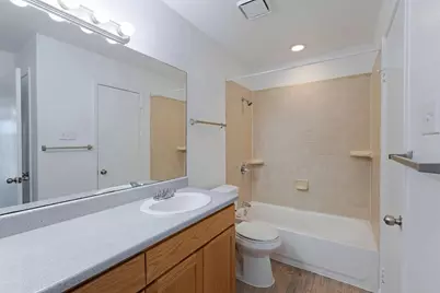 2430 Cromwell Circle #201, Austin, TX 78741 - Photo 17
