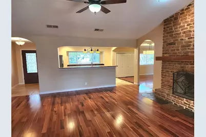 817 Willow Creek Circle, San Marcos, TX 78666 - Photo 5