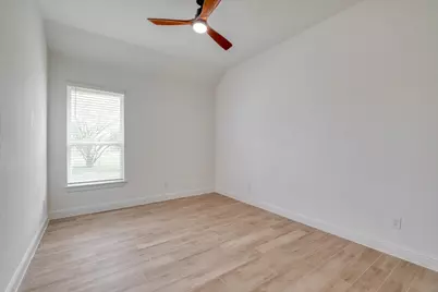 359 Raptor Beak Way, Cedar Creek, TX 78612 - Photo 23