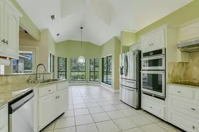 2104 Chipshot Court, Spicewood, TX 78669 - Photo 7