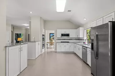 12811 McNelly Trail, Austin, TX 78732 - Photo 13