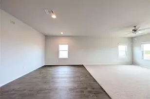 5524 Sacra Cv, Austin, TX 78747 - Photo 3