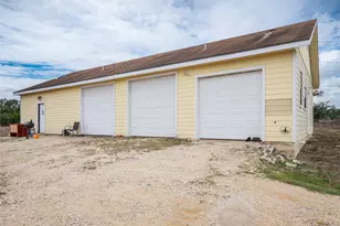 1110 Oakwood Loop, Wimberley, TX 78676 - Photo 37