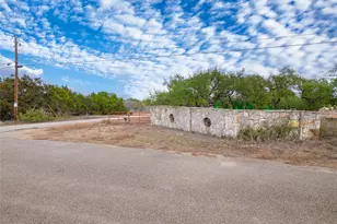 1110 Oakwood Loop, Wimberley, TX 78676 - Photo 5