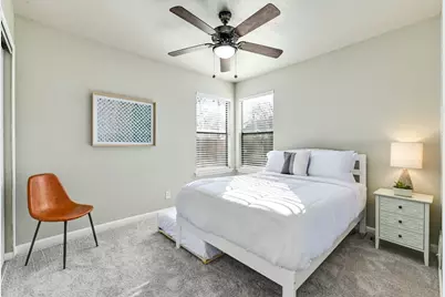 1201 E Logan Street, Round Rock, TX 78664 - Photo 33