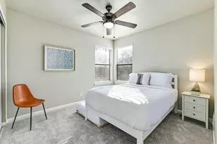 1201 E Logan St, Round Rock, TX 78664 - Photo 33