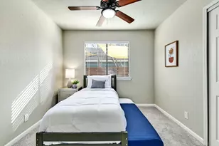 1201 E Logan St, Round Rock, TX 78664 - Photo 31