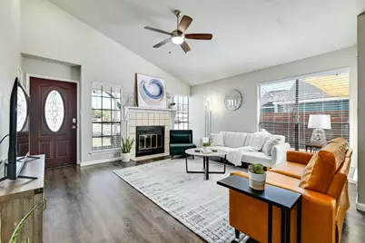 1201 E Logan Street, Round Rock, TX 78664 - Photo 5