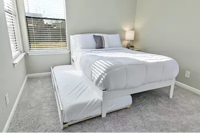 1201 E Logan Street, Round Rock, TX 78664 - Photo 35