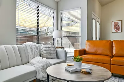 1201 E Logan Street, Round Rock, TX 78664 - Photo 11