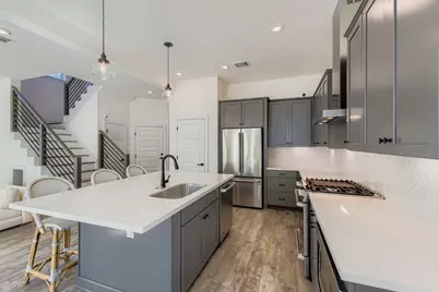 2315 Santa Maria Street, Austin, TX 78702 - Photo 7