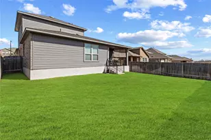 276 Finstown St, Hutto, TX 78634 - Photo 19