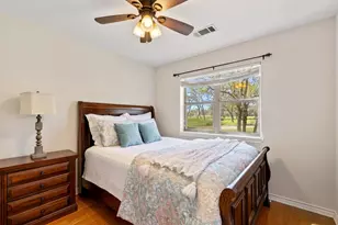 434 W Turner Ct, Johnson City, TX 78636 - Photo 13