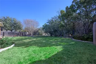 22325 Rock Wren Rd, Spicewood, TX 78669 - Photo 17