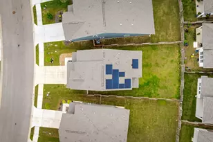 217 McCrae Dr, Liberty Hill, TX 78642 - Photo 35