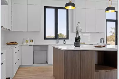 333 Spicewood Trails Drive, Spicewood, TX 78669 - Photo 3