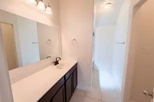 2101 Rivers Edge Way, Austin, TX 78741 - Photo 19