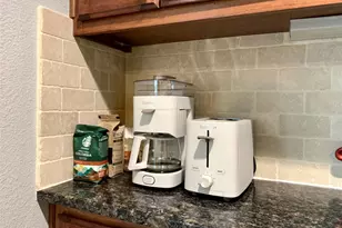 407 E 45th St, Austin, TX 78751 - Photo 9