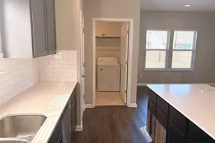 240 Arabian Colt Dr, Georgetown, TX 78626 - Photo 9