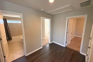 240 Arabian Colt Dr, Georgetown, TX 78626 - Photo 17