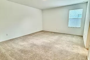 716 Commander Abbott Dr, Jarrell, TX 76537 - Photo 11