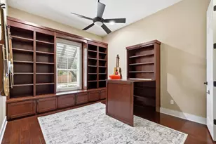 14504 Laurinburg Dr, Austin, TX 78717 - Photo 23