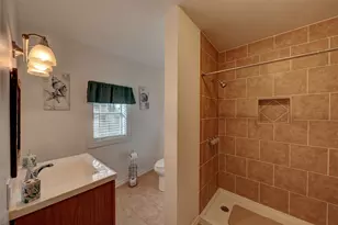 1421 W Sacramento St, Marfa, TX 79843 - Photo 11