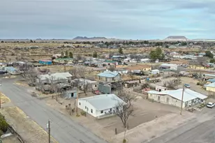 1421 W Sacramento St, Marfa, TX 79843 - Photo 19