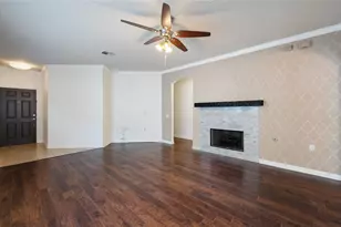 7513 S Glenn St, Austin, TX 78744 - Photo 11