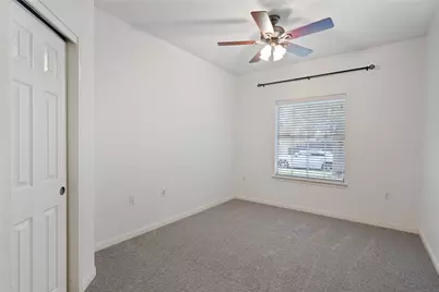 7513 S Glenn Street, Austin, TX 78744 - Photo 3