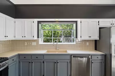 3609 Latimer Drive, Austin, TX 78732 - Photo 15